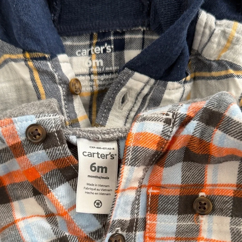 Baby boy Button down shirts size 6months
